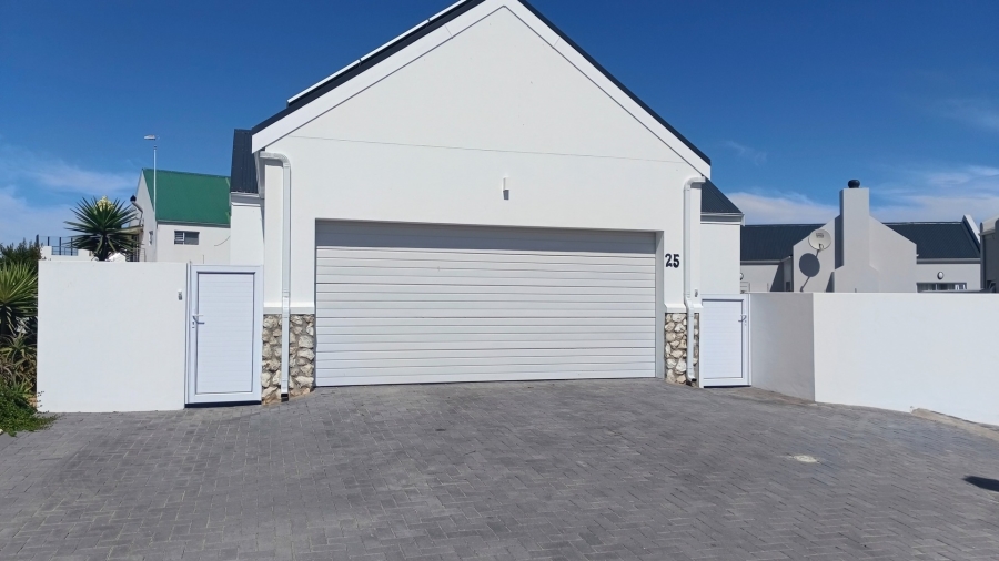 To Let 3 Bedroom Property for Rent in Laguna Sands Western Cape